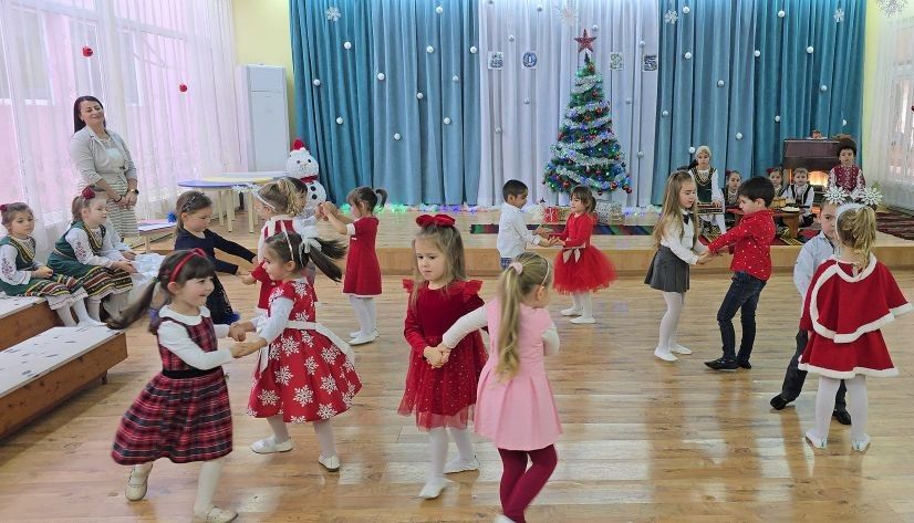 Зимни празници, изяви и време за усмивки - ДГ Здравец - Каварна